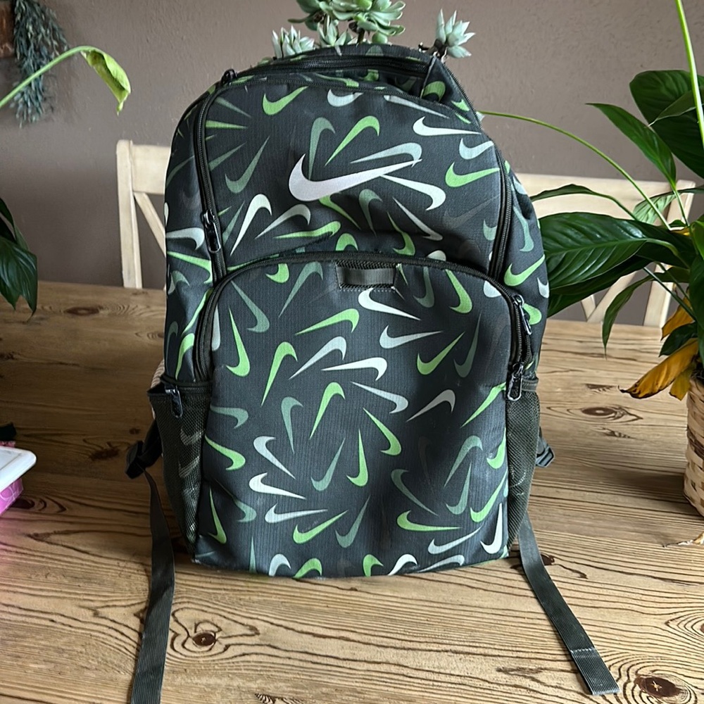 Boys Nike backpack like new